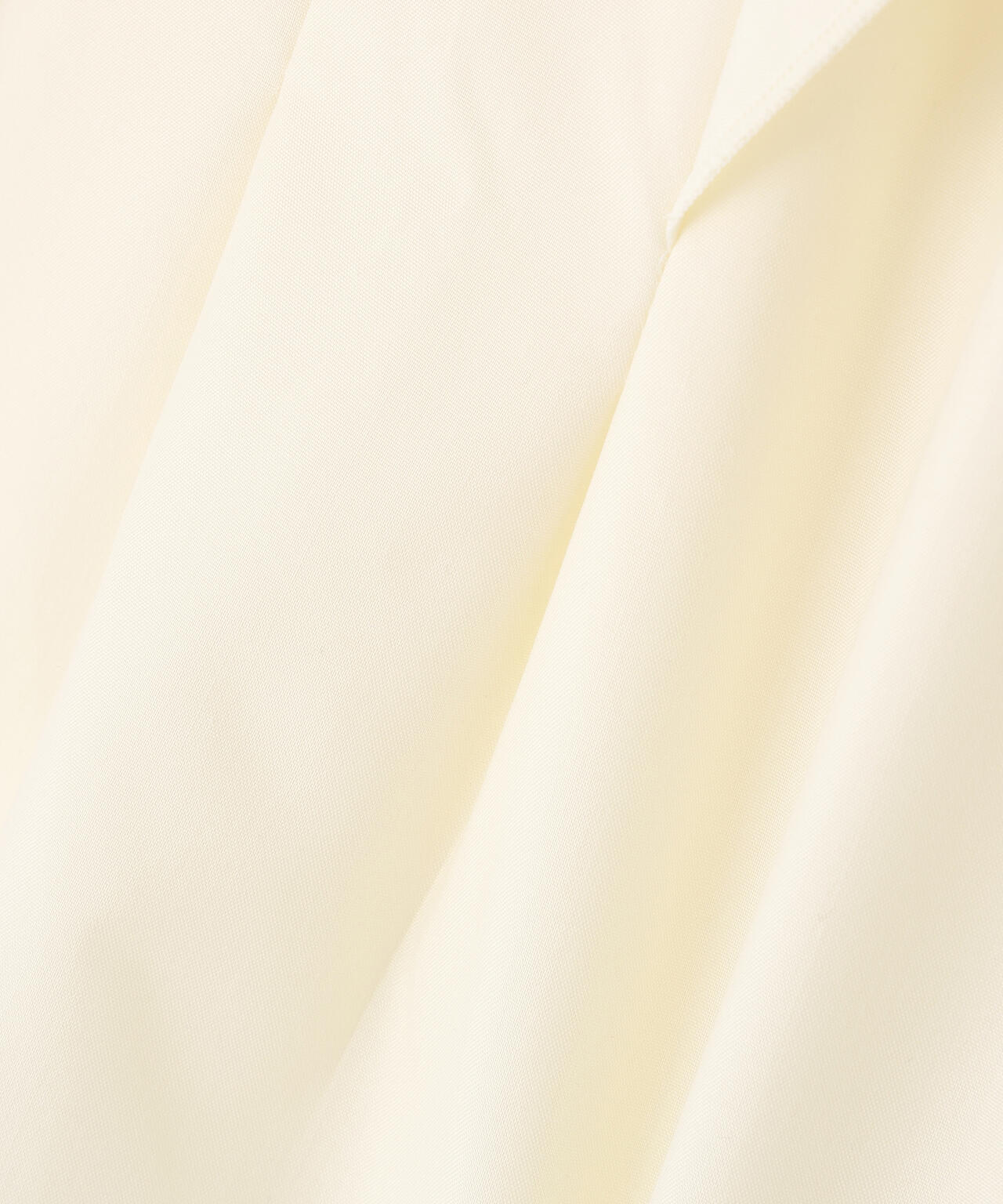 メタルポイントフリルブラウス