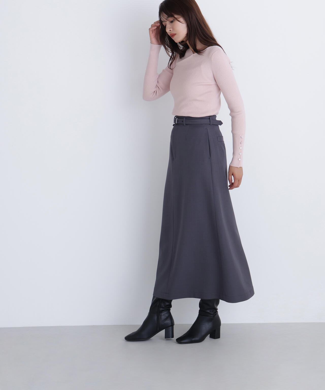 ベルテッドセミフレアロングスカート