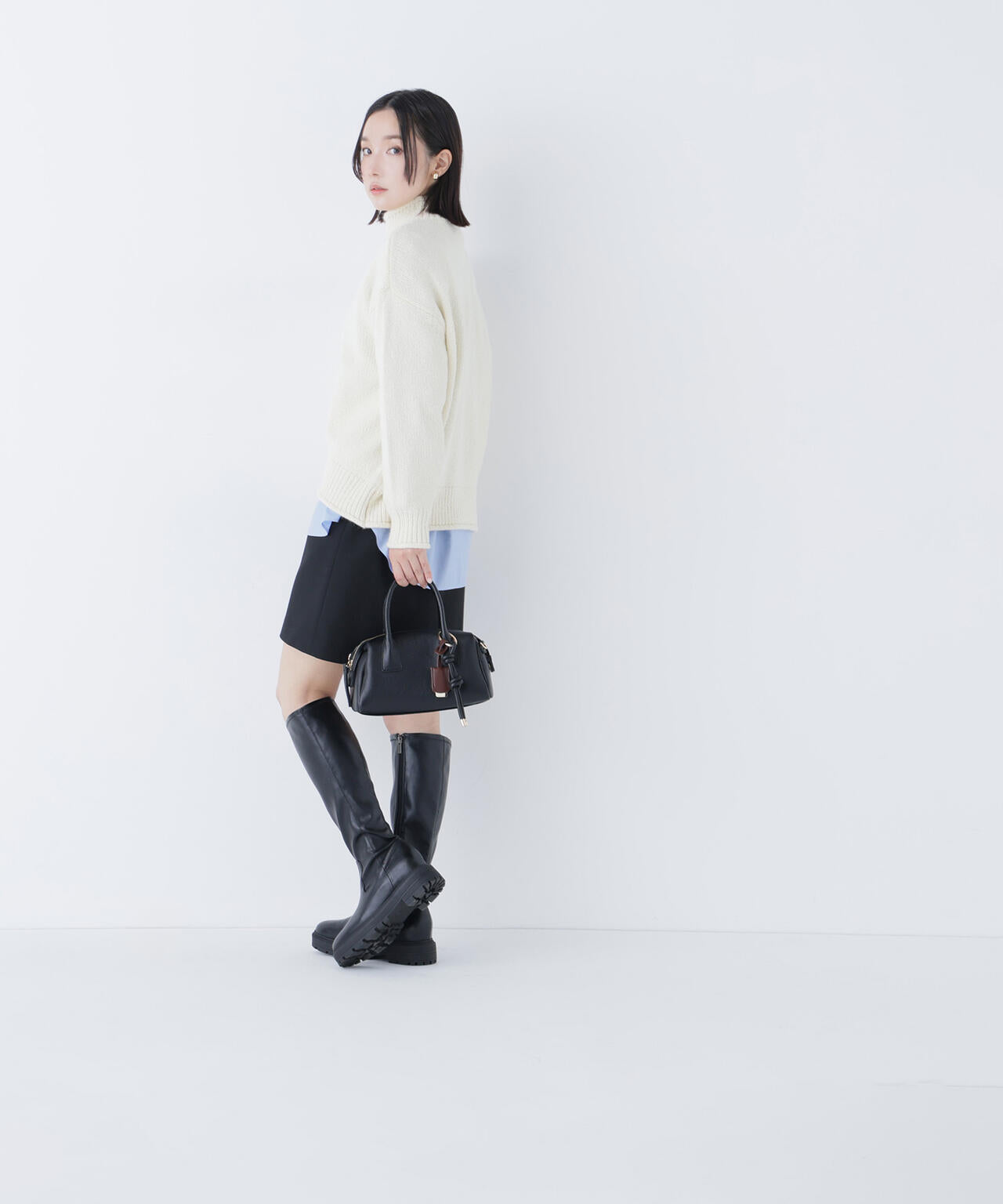 ポケットディテールミニスカート