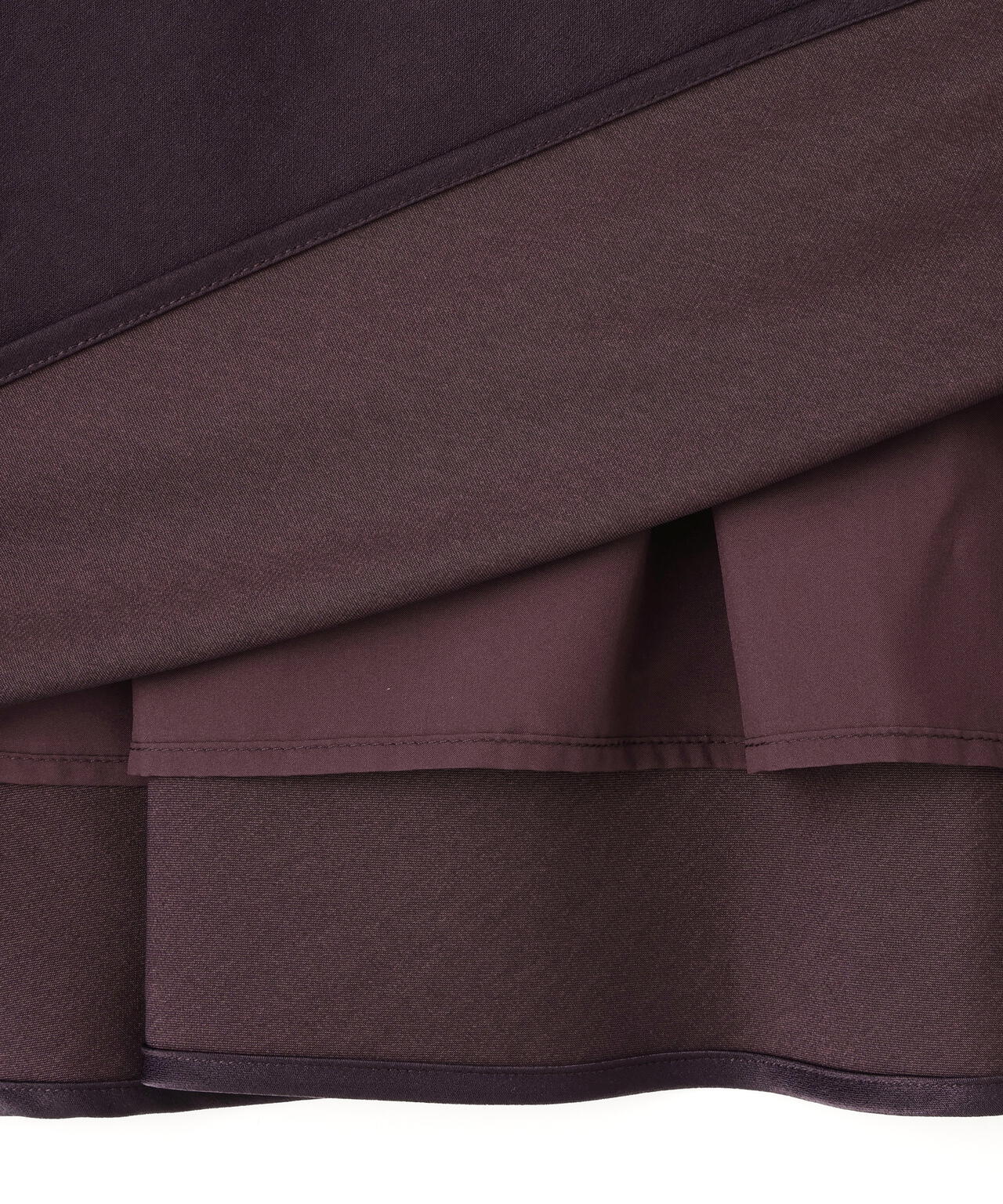 【Oggi掲載】バイアスサテンナロースカート