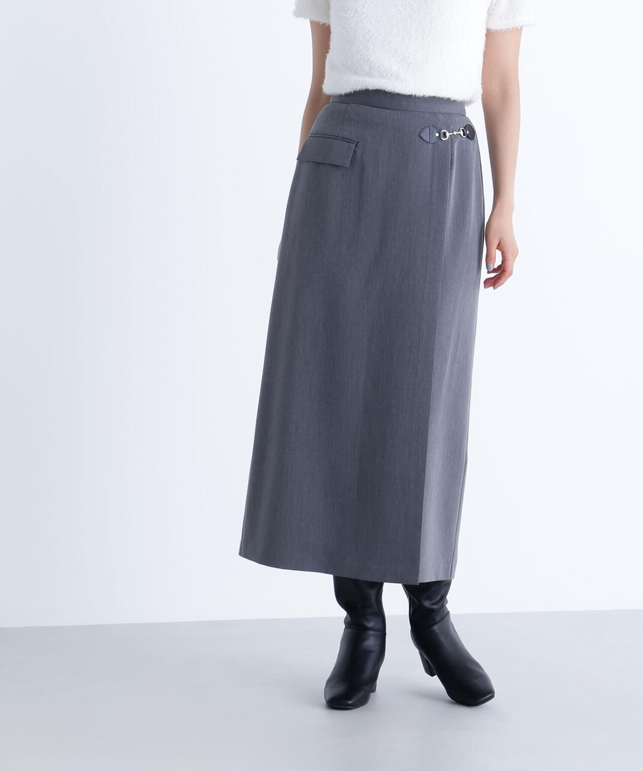 ビットディテールナロースカート