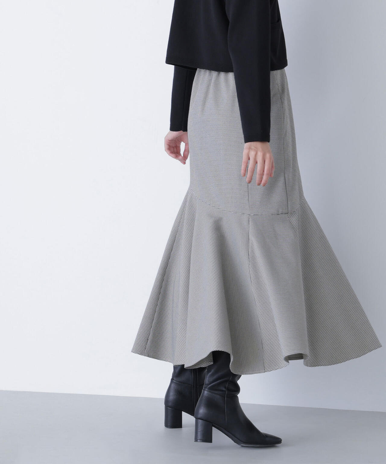 【横浜ジョイナス・mix.tokyo 限定カラー：チャコール系２】アシメチェックマーメイドスカート