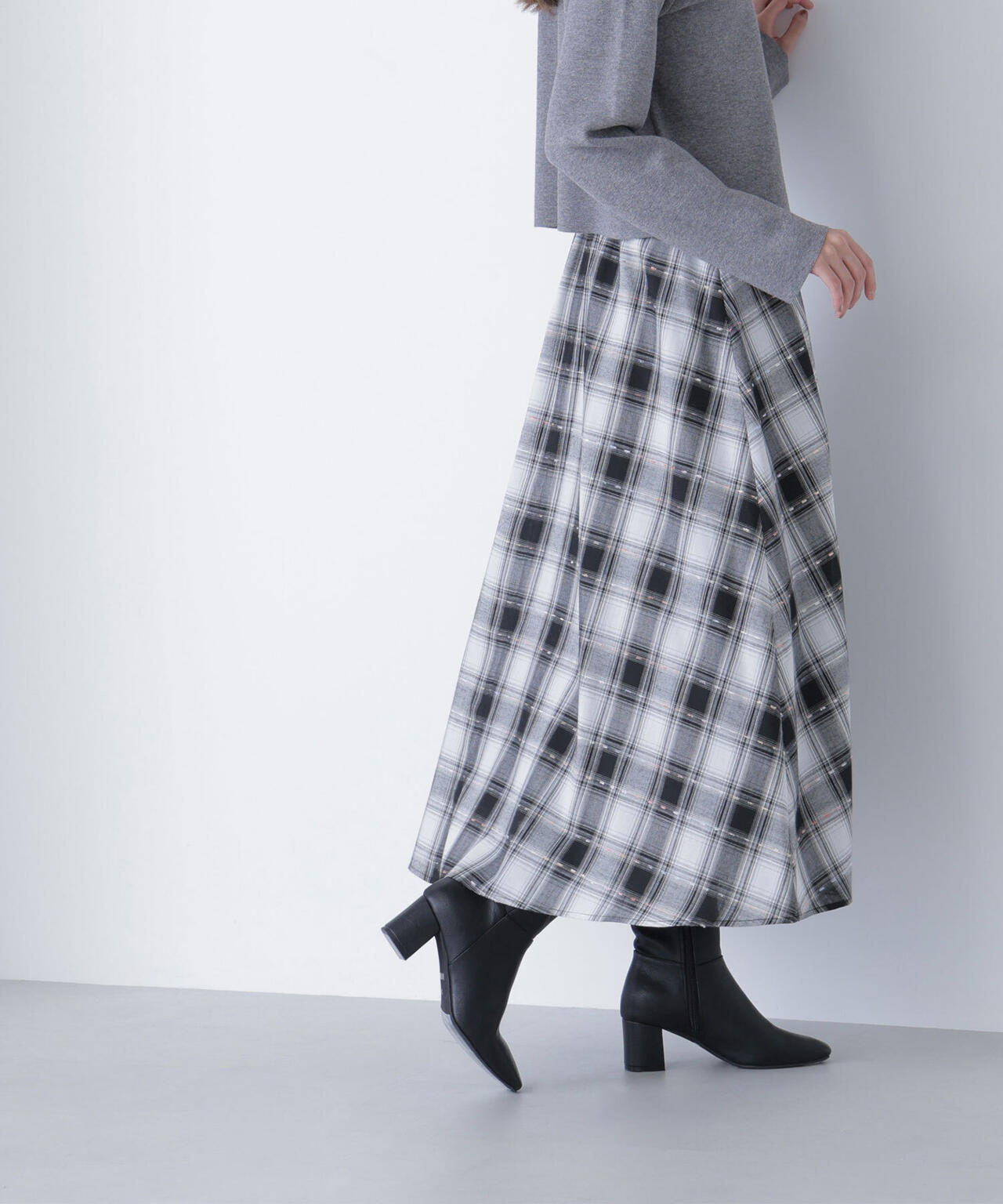 カラーヤーンチェックスカート