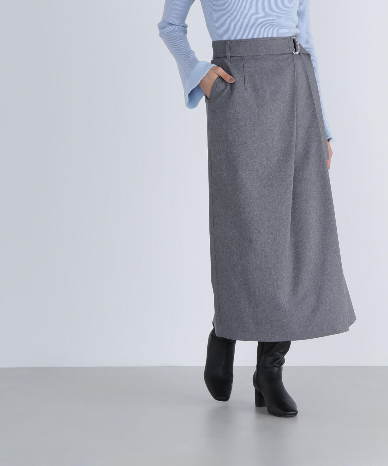 ベルテッドタックナロースカート | NATURAL BEAUTY BASIC（ナチュラル