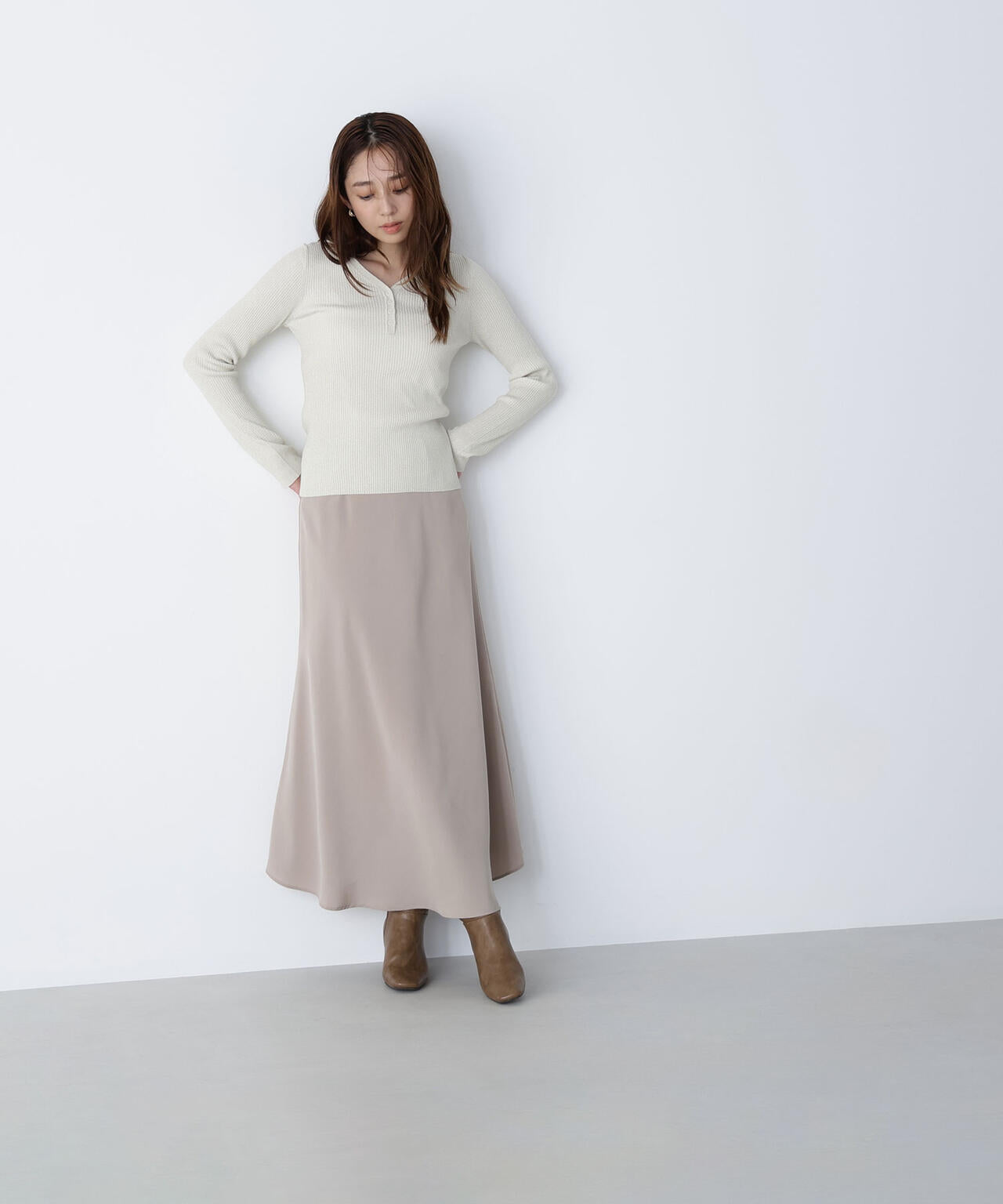 スカート n ピーチタッチナロースカート | NATURAL BEAUTY BASIC