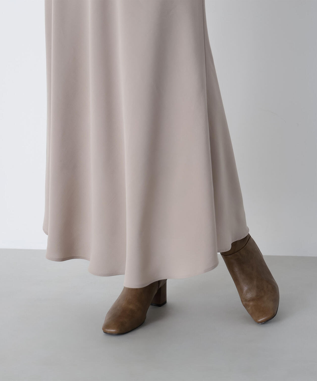 ピーチタッチナロースカート