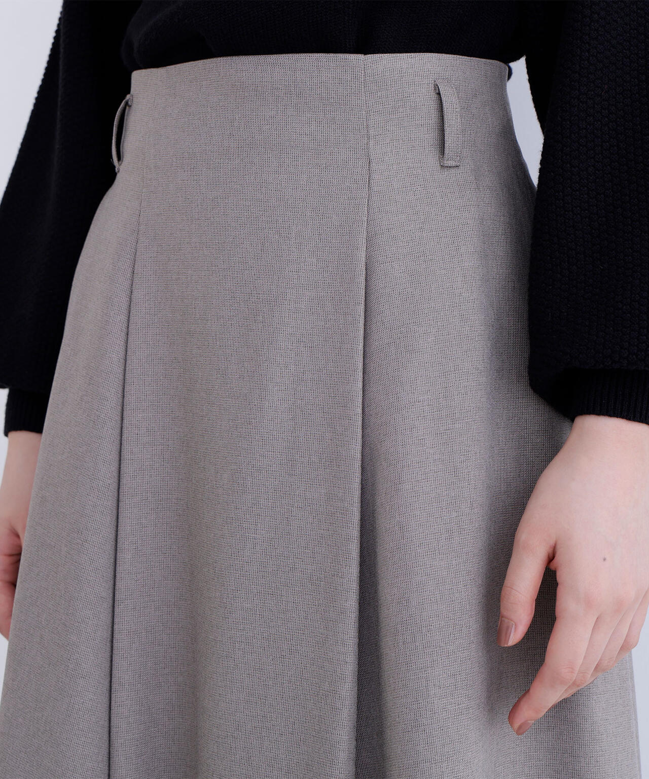 メタルバックルフレアスカート