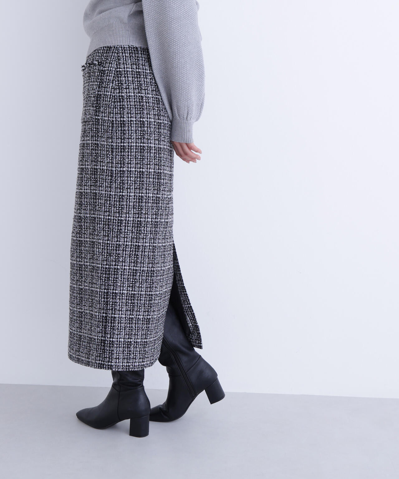 ツイーディーナロースカート