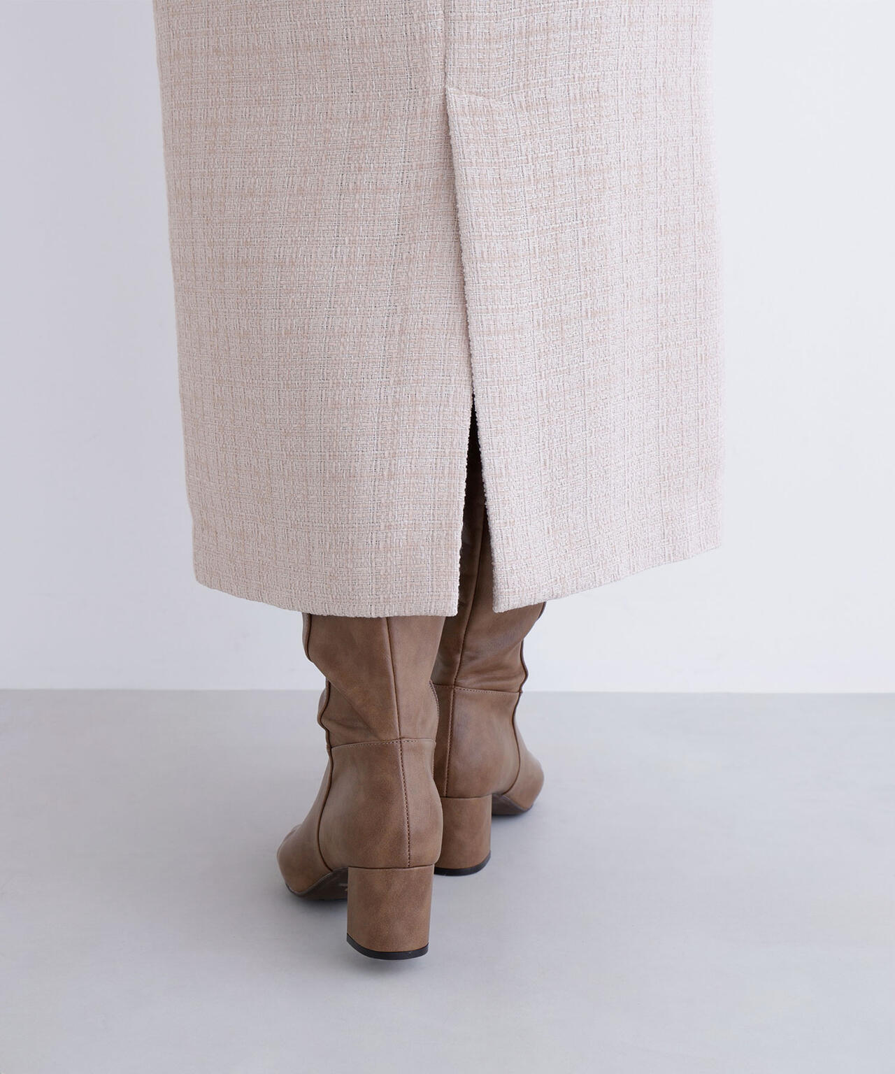 ツイーディーナロースカート