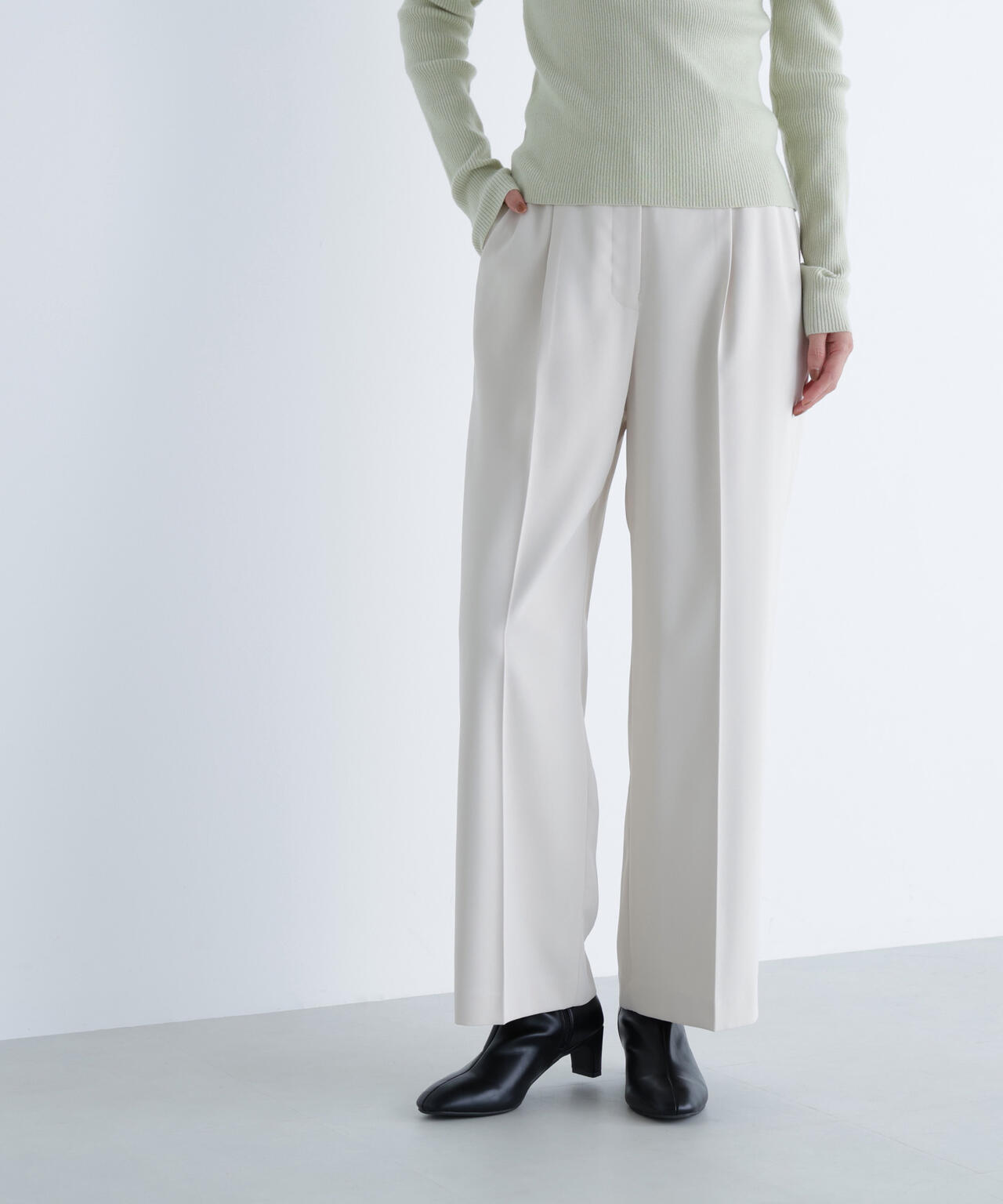 メタルディティールタックワイドパンツ