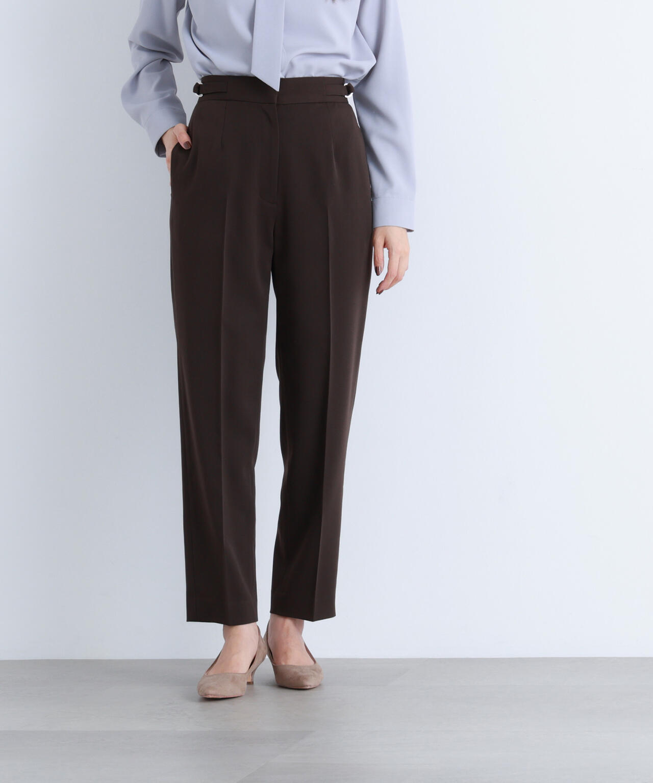 Oggi掲載】サイドバックルテーパードパンツ | NATURAL BEAUTY BASIC