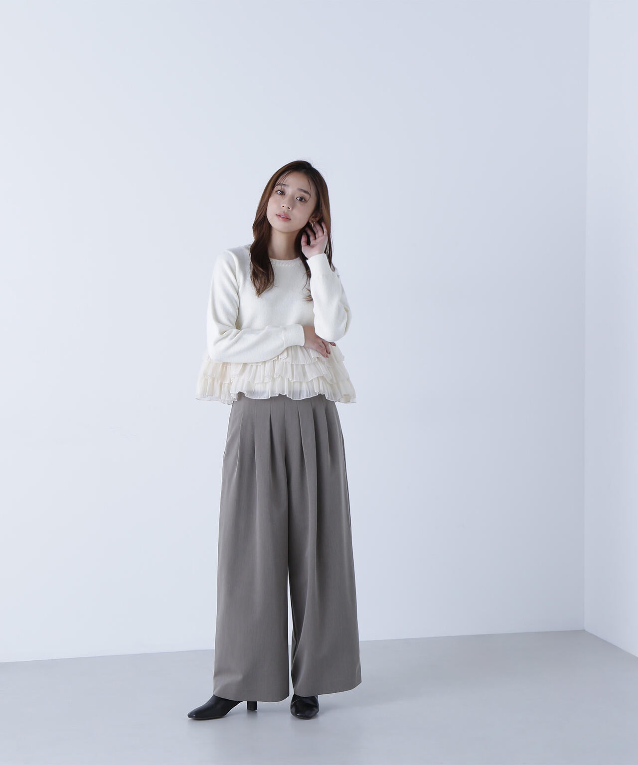 ウエストラインタックワイドパンツ