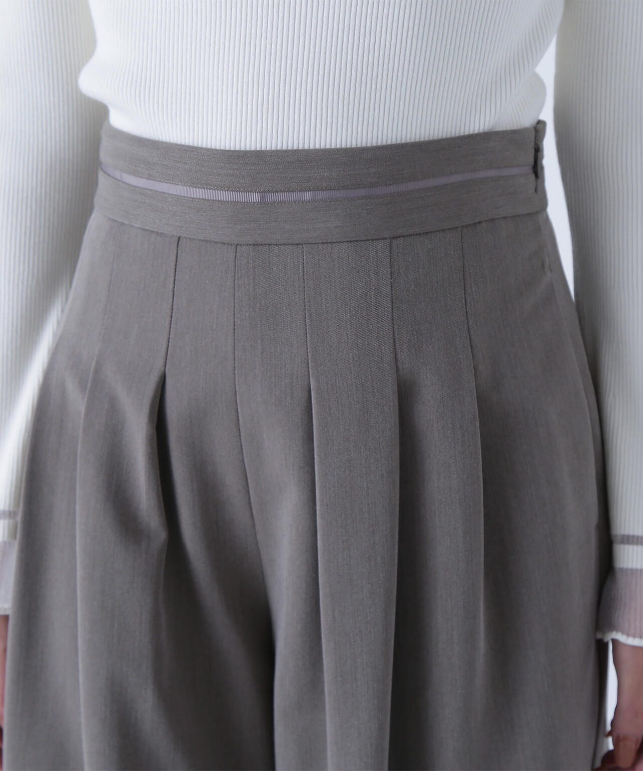 ウエストラインタックワイドパンツ