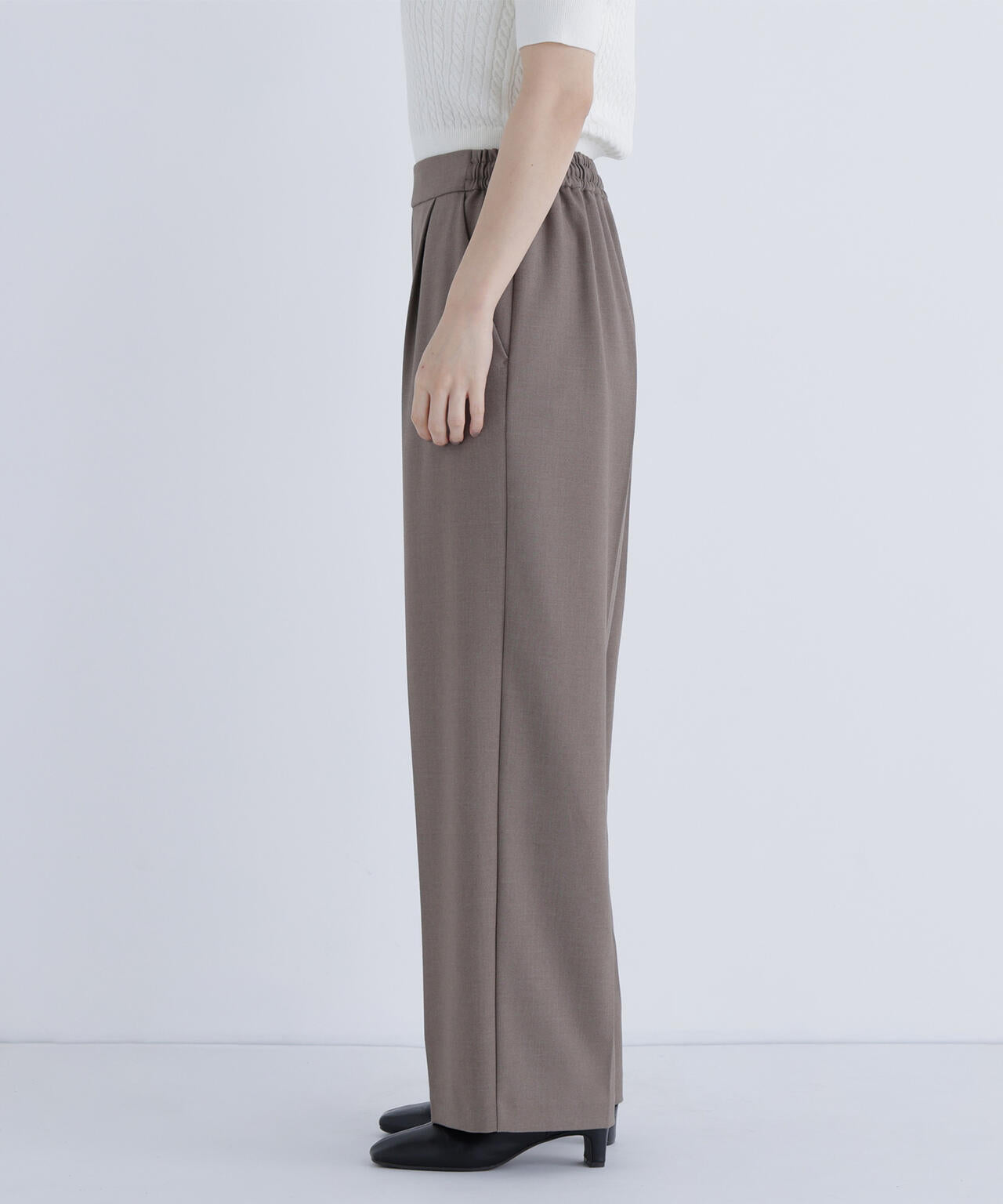 ウォームタッチワイドパンツ
