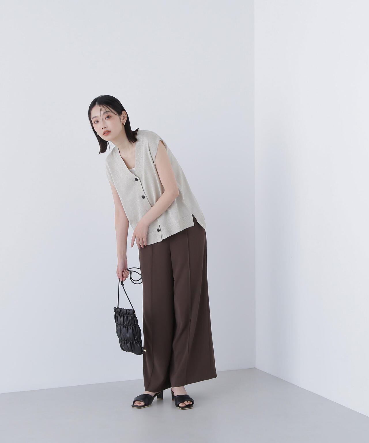 69b06eb1-7c49-5516-bc07-e561e8bf5f5d_Image