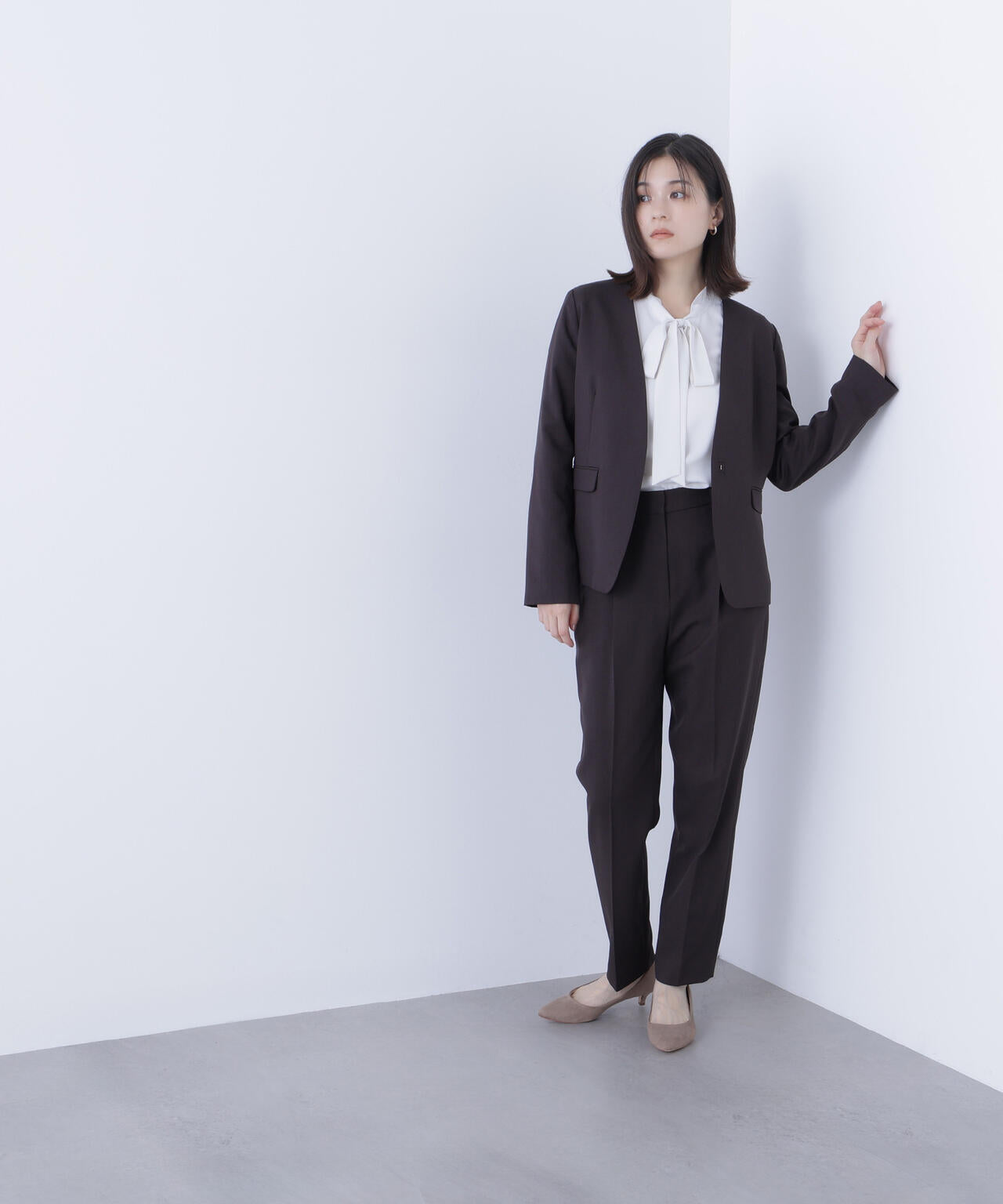 パウダリーツイルセットアップシリーズ テーパードパンツ