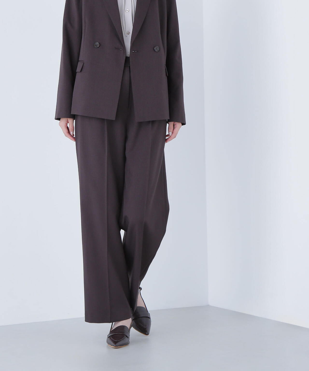 パウダリーツイルセットアップシリーズ　ワイドストレートパンツ