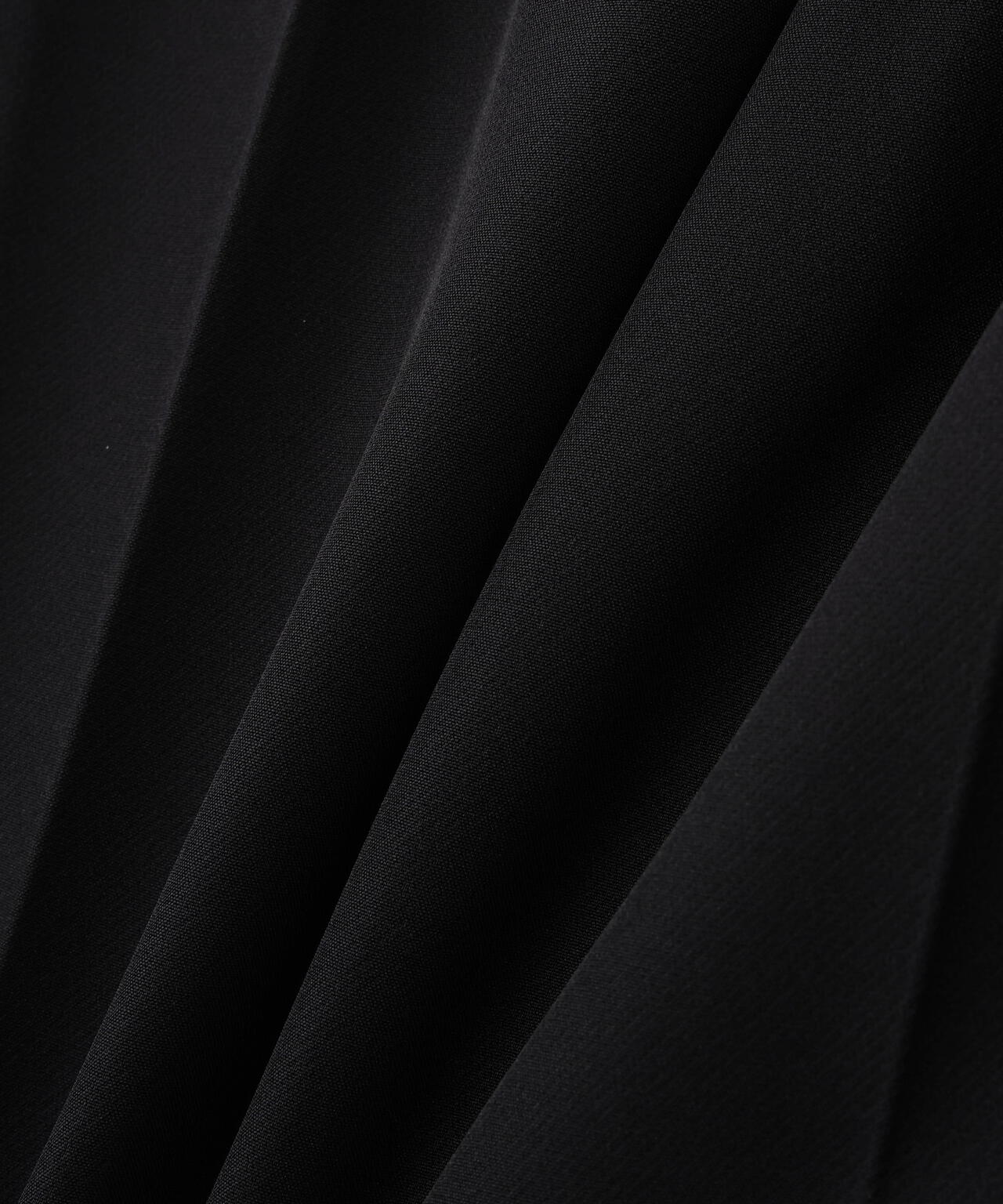 スリムストレートパンツ