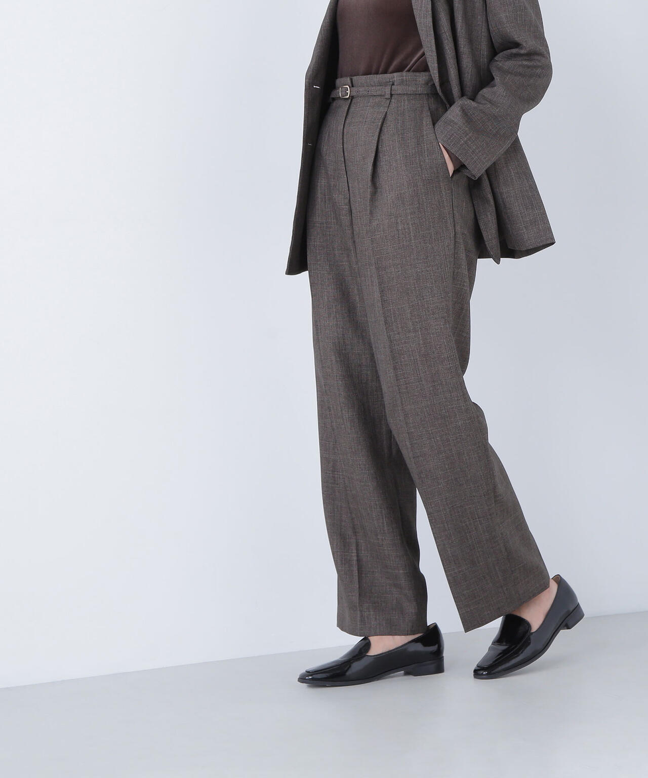 シャークスキン SETUPストレートテーパードパンツ