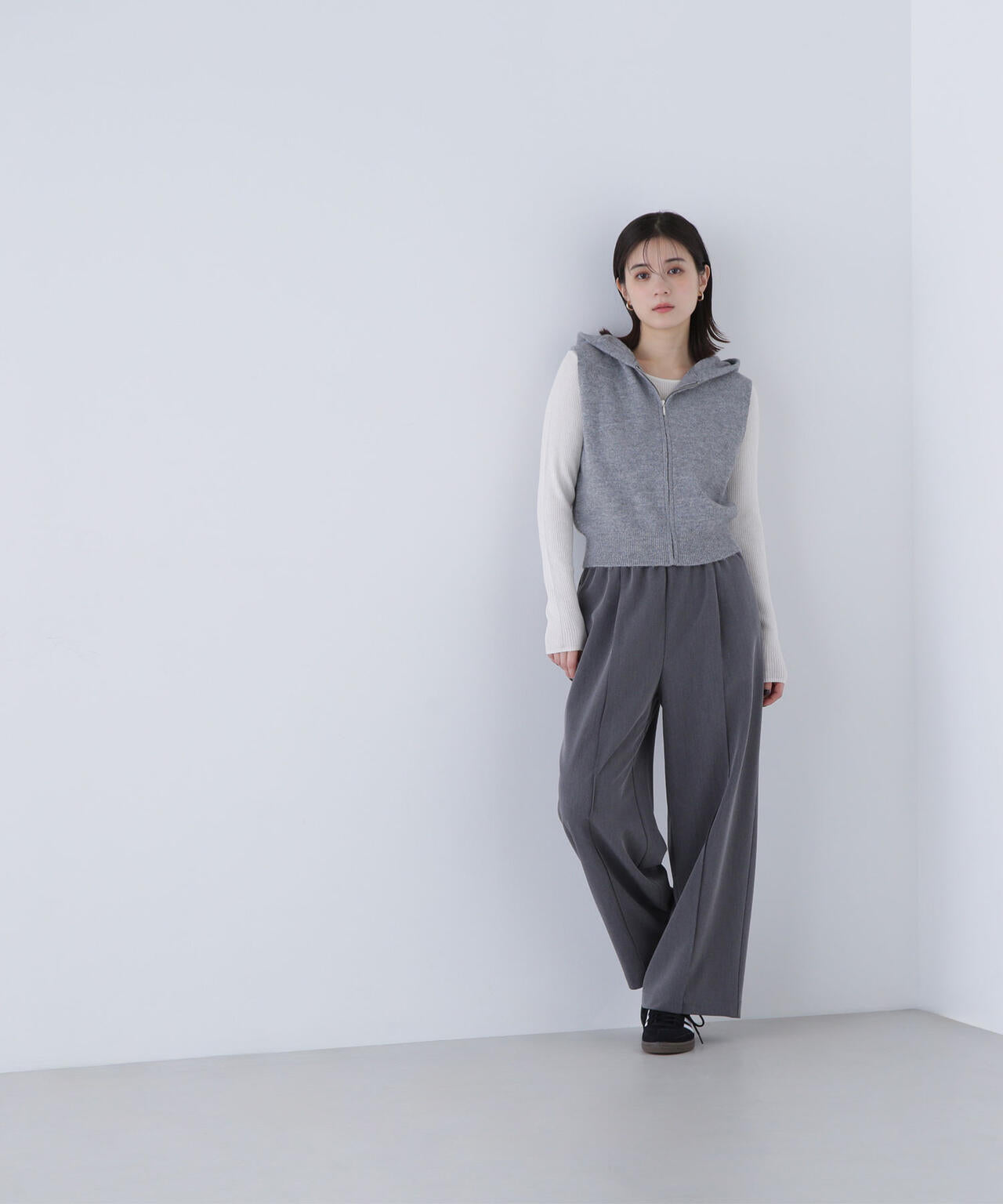 イージーワイドパンツ