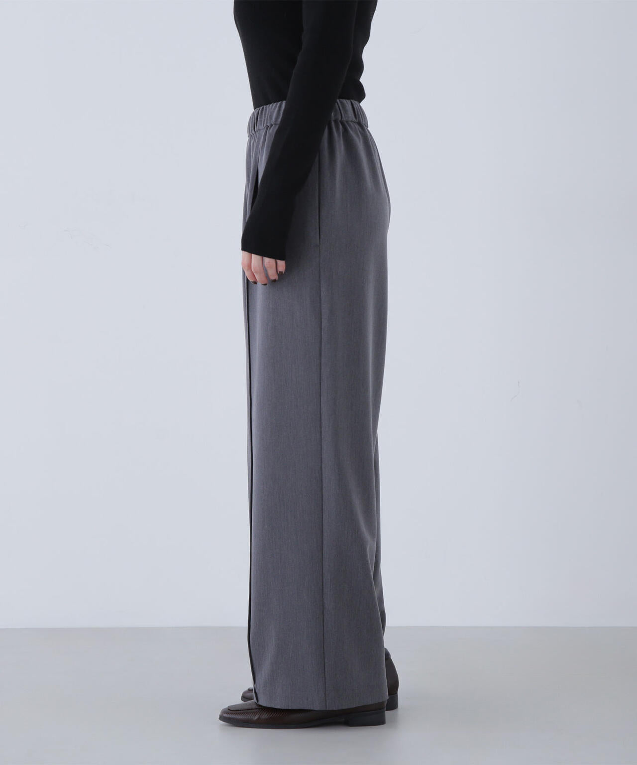 イージーワイドパンツ