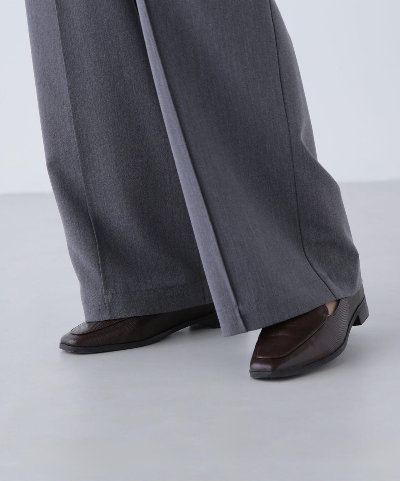 イージーワイドパンツ