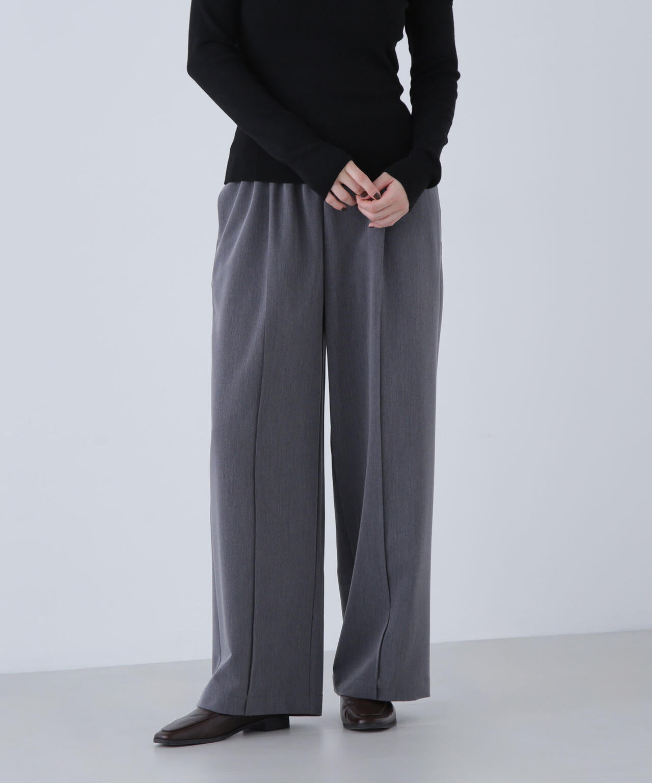 イージーワイドパンツ