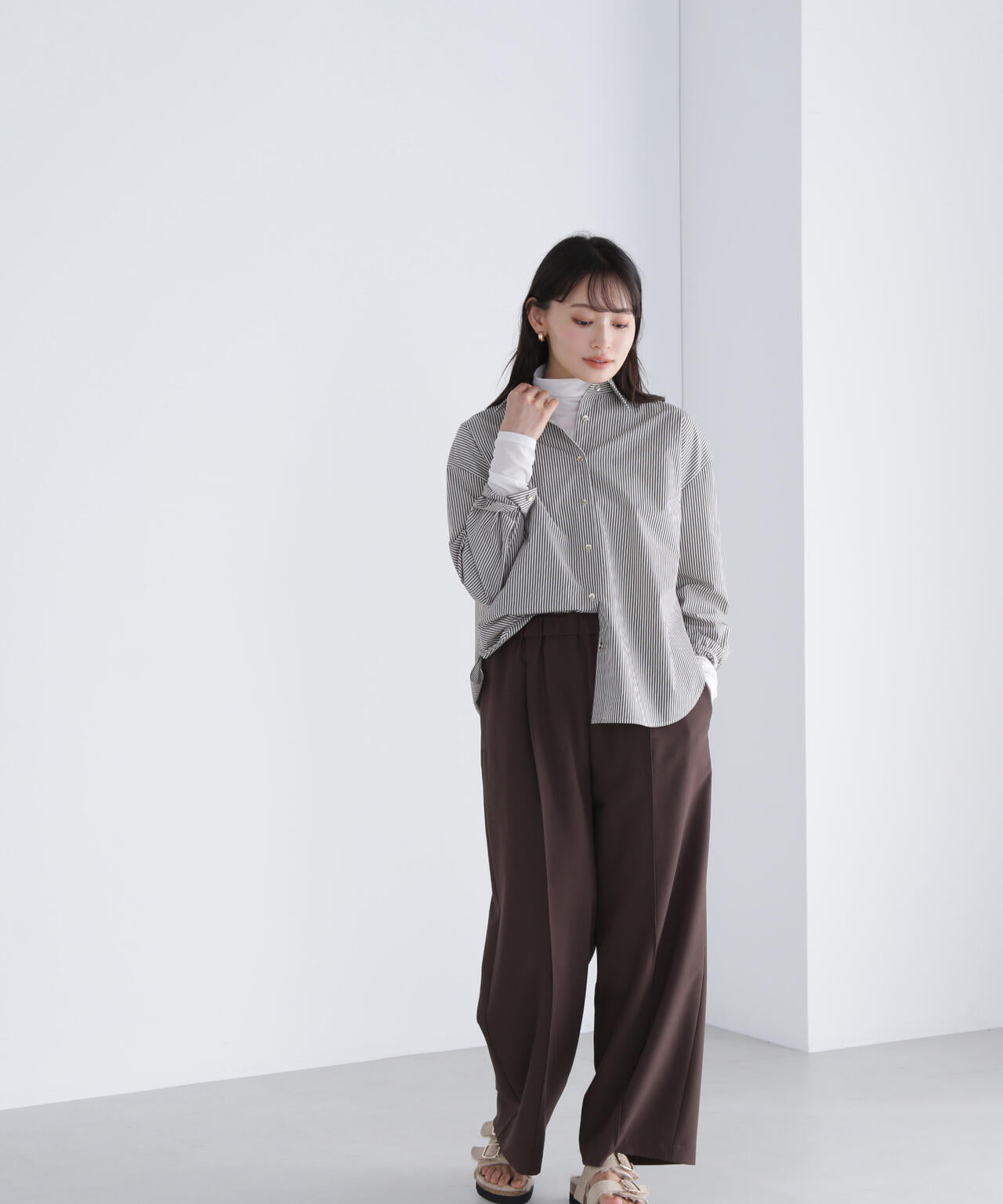 イージーワイドパンツ