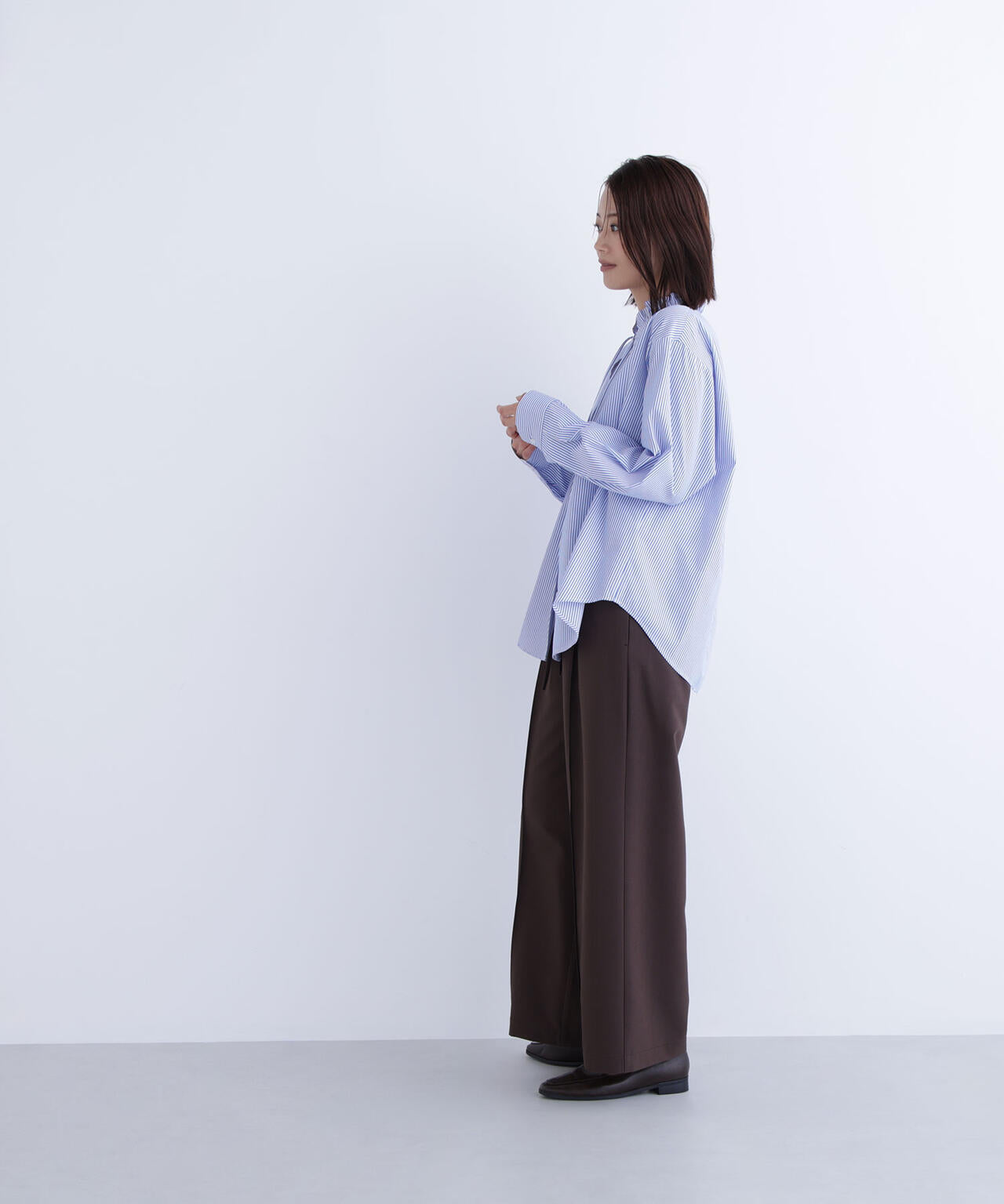 イージーワイドパンツ