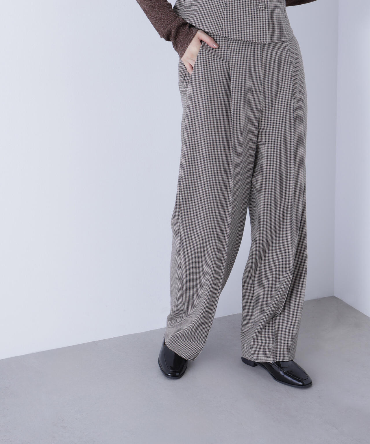 Oggi掲載】コンパクトベスト セットアップ ワイドストレートパンツ