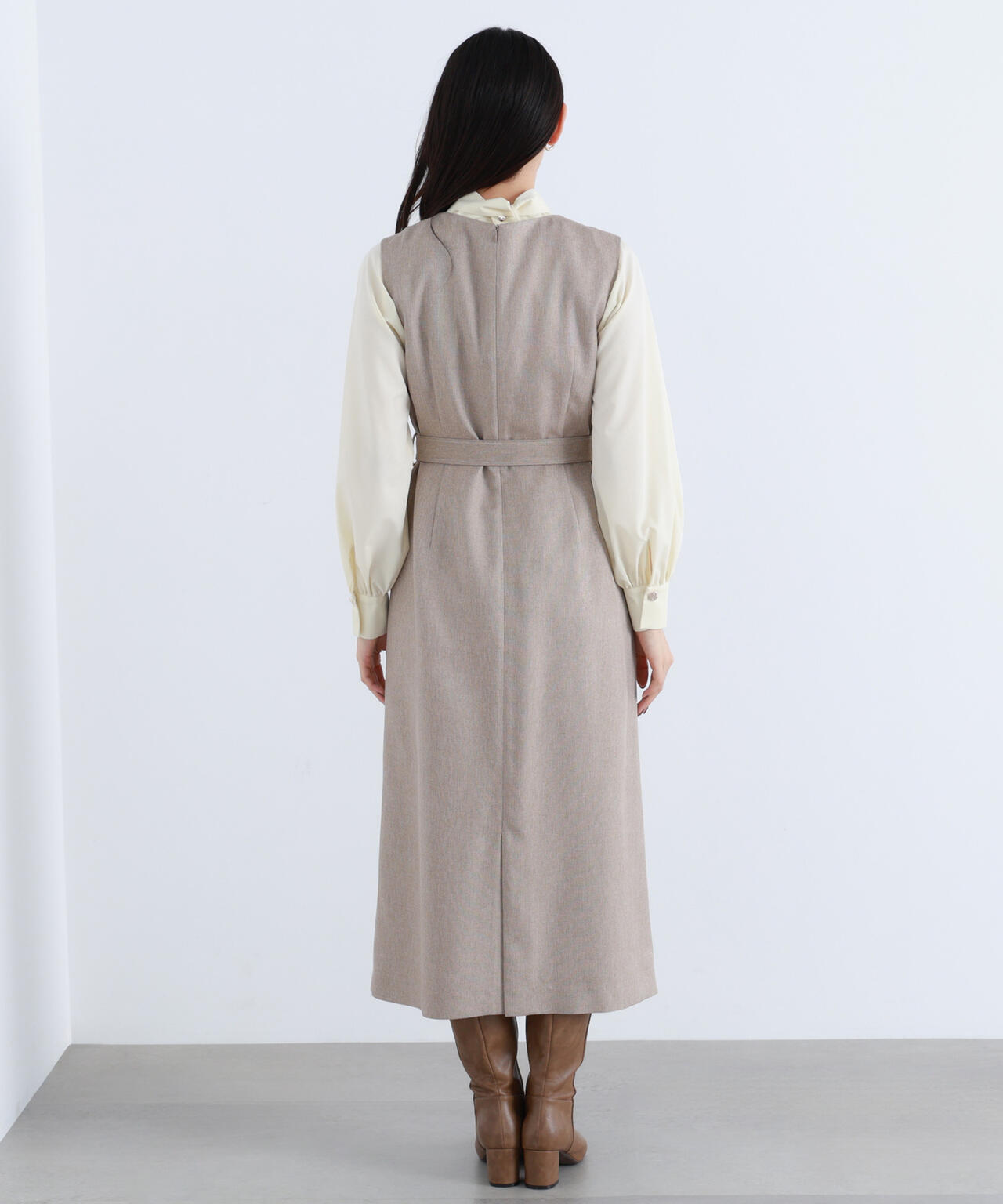 キーネックベルテッドジャンスカ