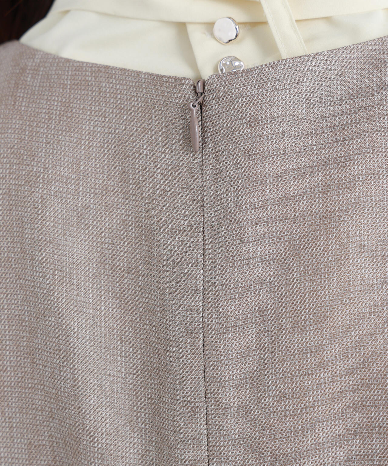 キーネックベルテッドジャンスカ