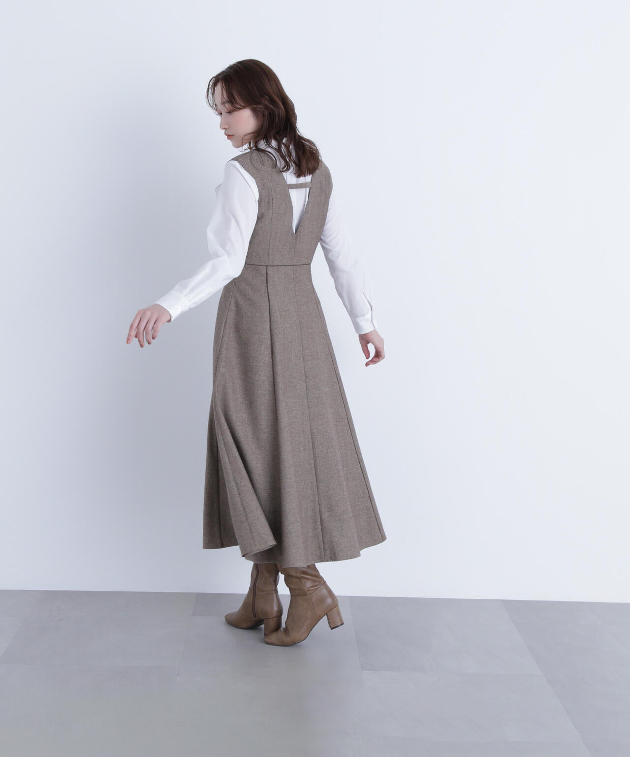 ニュアンスVネックジャンスカ