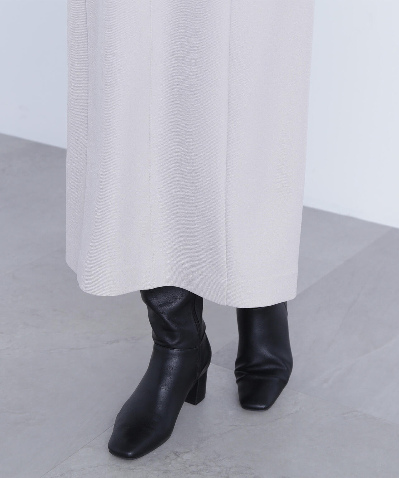 バイカラーボタンナローワンピース