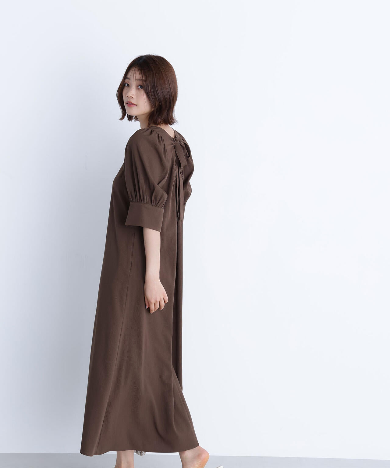 バックリボンリラクシーワンピース | NATURAL BEAUTY BASIC