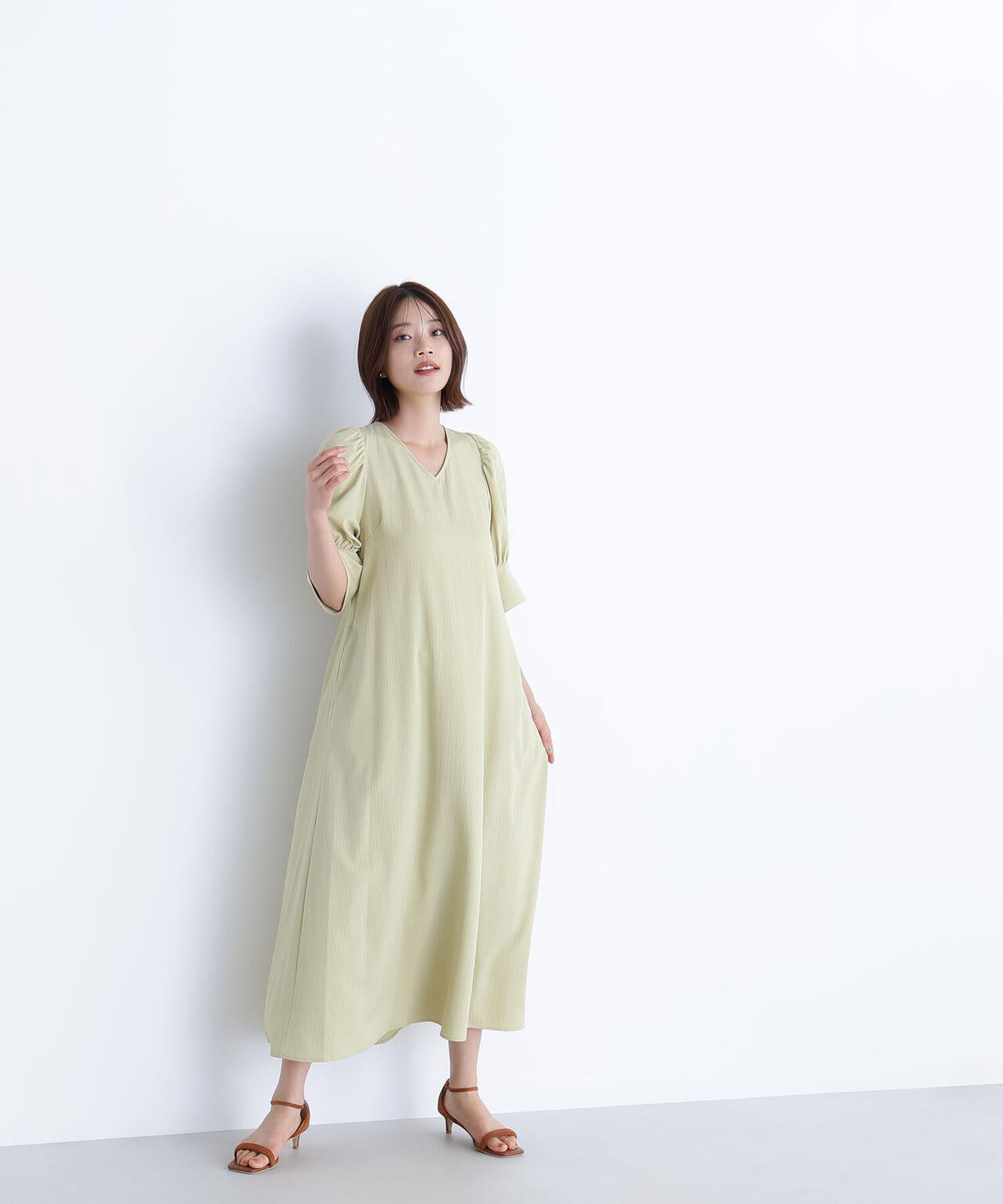 バックリボンリラクシーワンピース | NATURAL BEAUTY BASIC