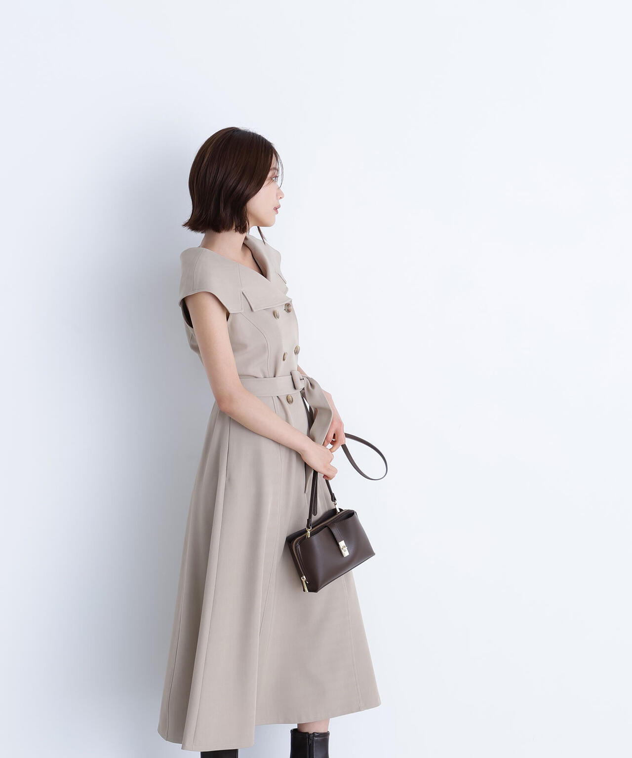 いくおさん専用　anuans トレンチディテールワンピース 横浜 限定 いくおさん専用 anuans トレンチディテールワンピース 横浜 限定