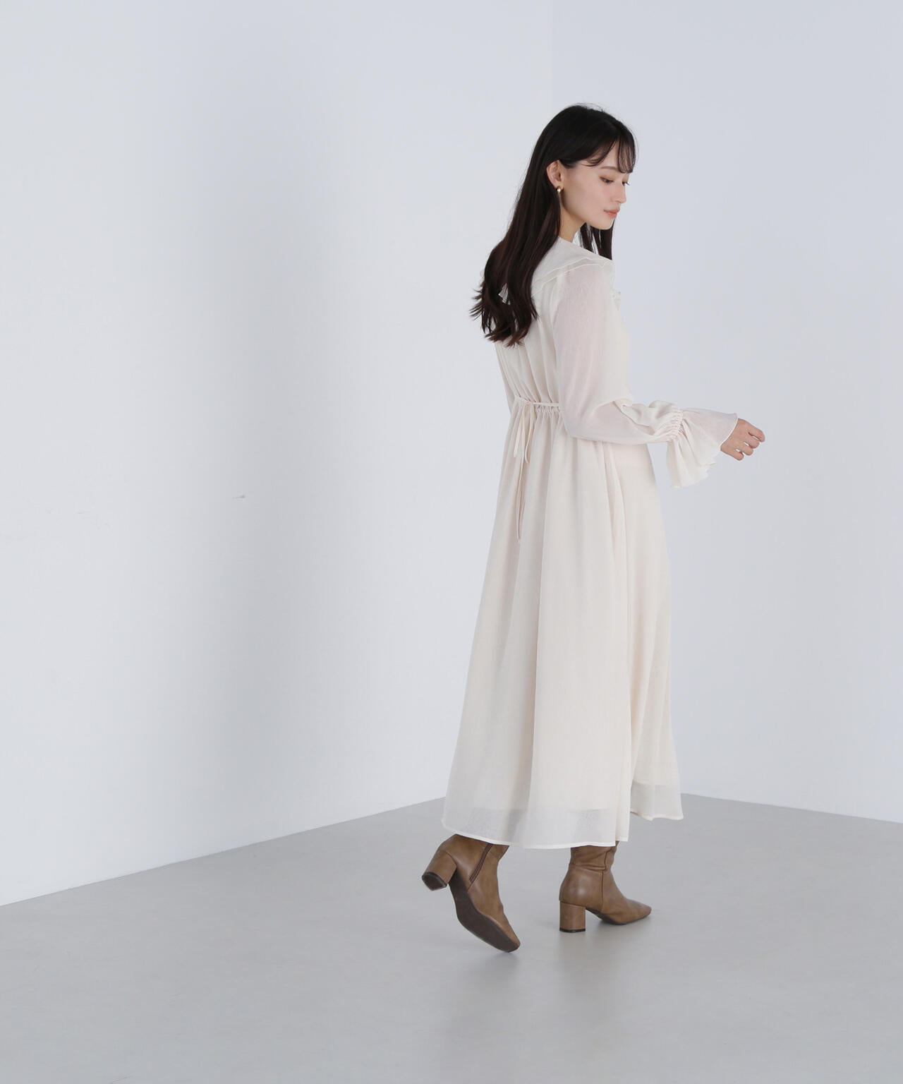 ラッフルフリルワンピース | NATURAL BEAUTY BASIC（ナチュラル