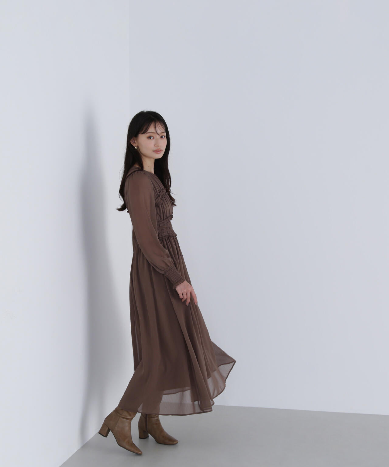 フリルシャーリング楊柳ワンピース