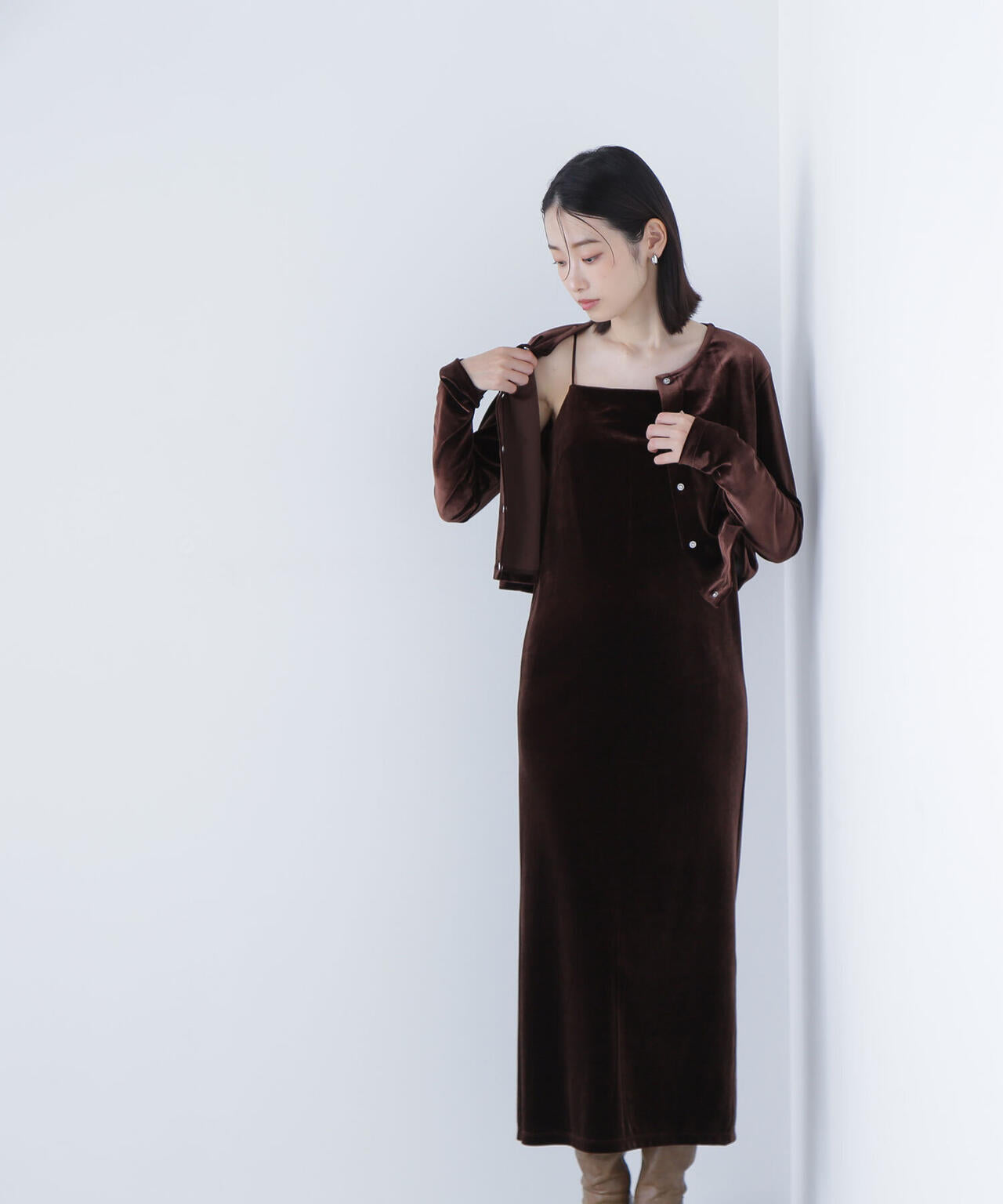 ベロアカーデ＆キャミワンピース | NATURAL BEAUTY BASIC（ナチュラル