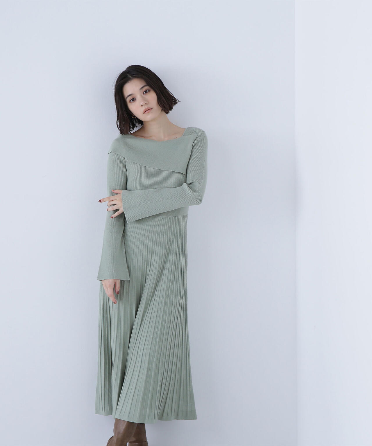 アシメネックニットワンピース | NATURAL BEAUTY BASIC