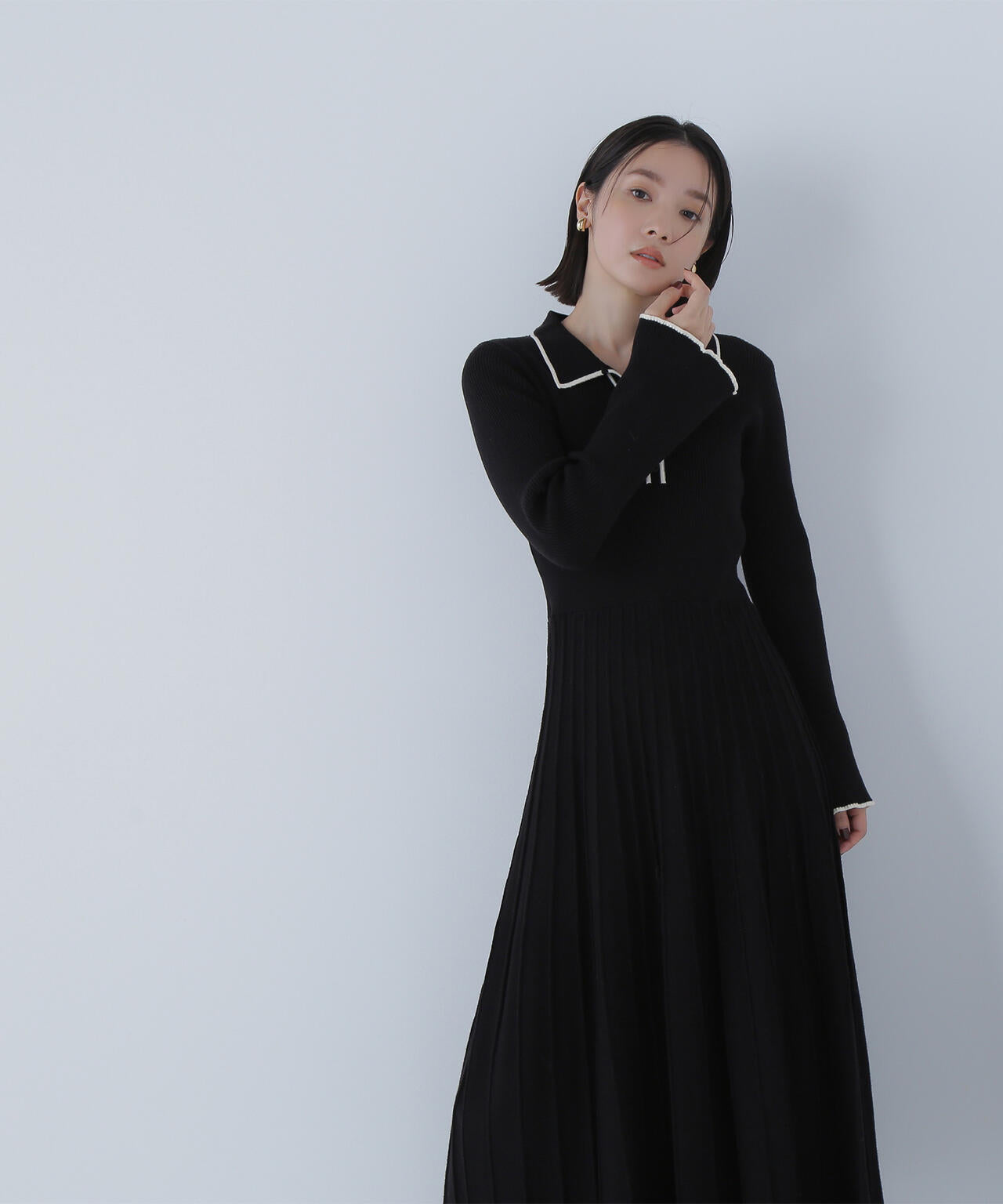 【新品】ナチュラルビューティーベーシック　スキッパーバイカラーニットワンピース スキッパーバイカラーニットワンピース | NATURAL BEAUTY BASIC