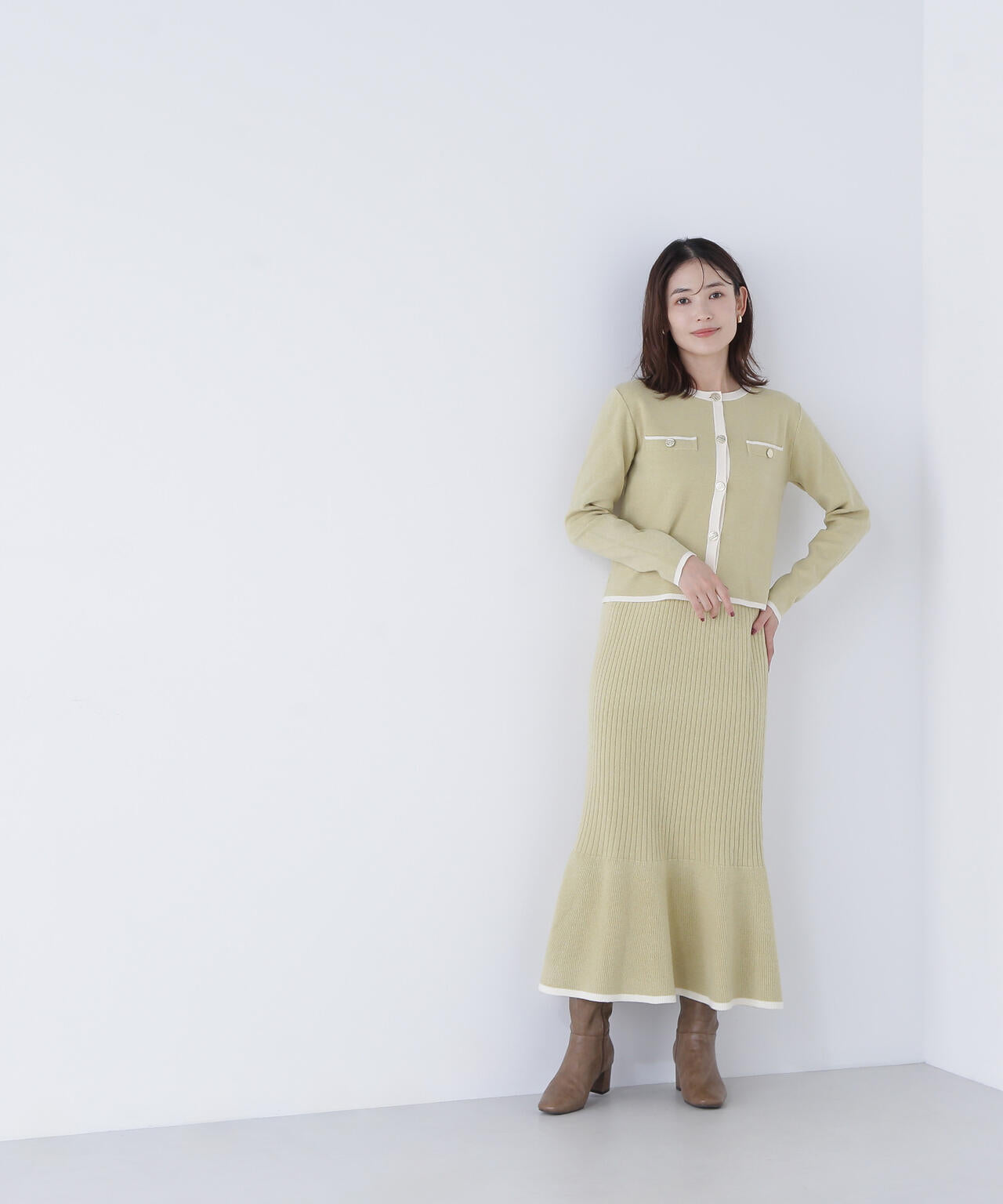 バイカラーニットジャケット＆スカート