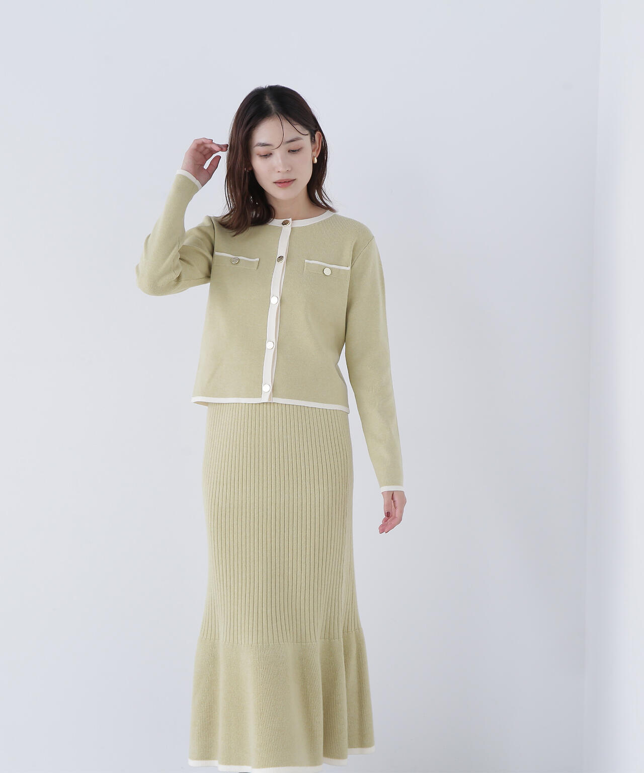 バイカラーニットジャケット＆スカート