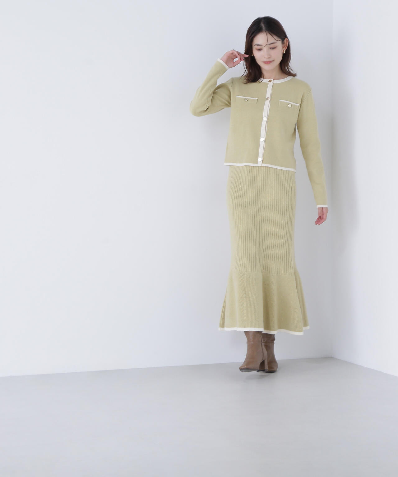 バイカラーニットジャケット＆スカート