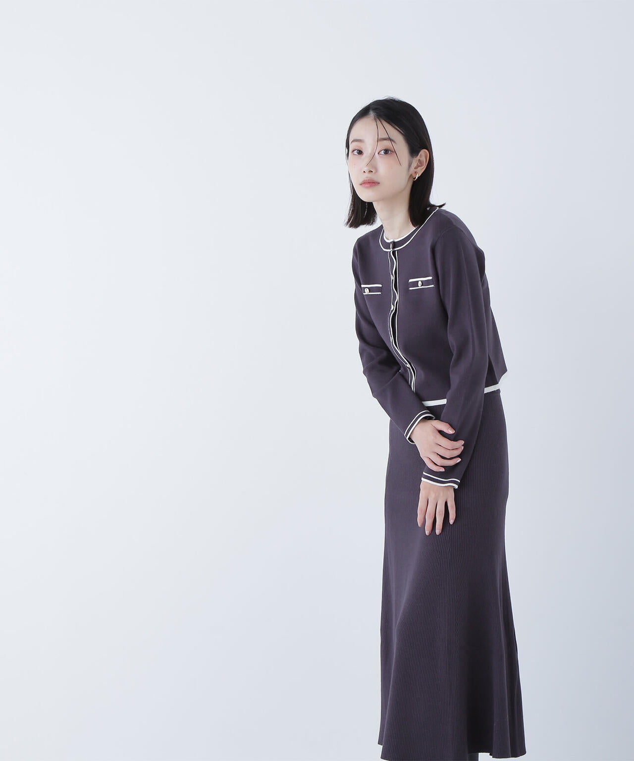 バイカラーニットカーデ＆スカート