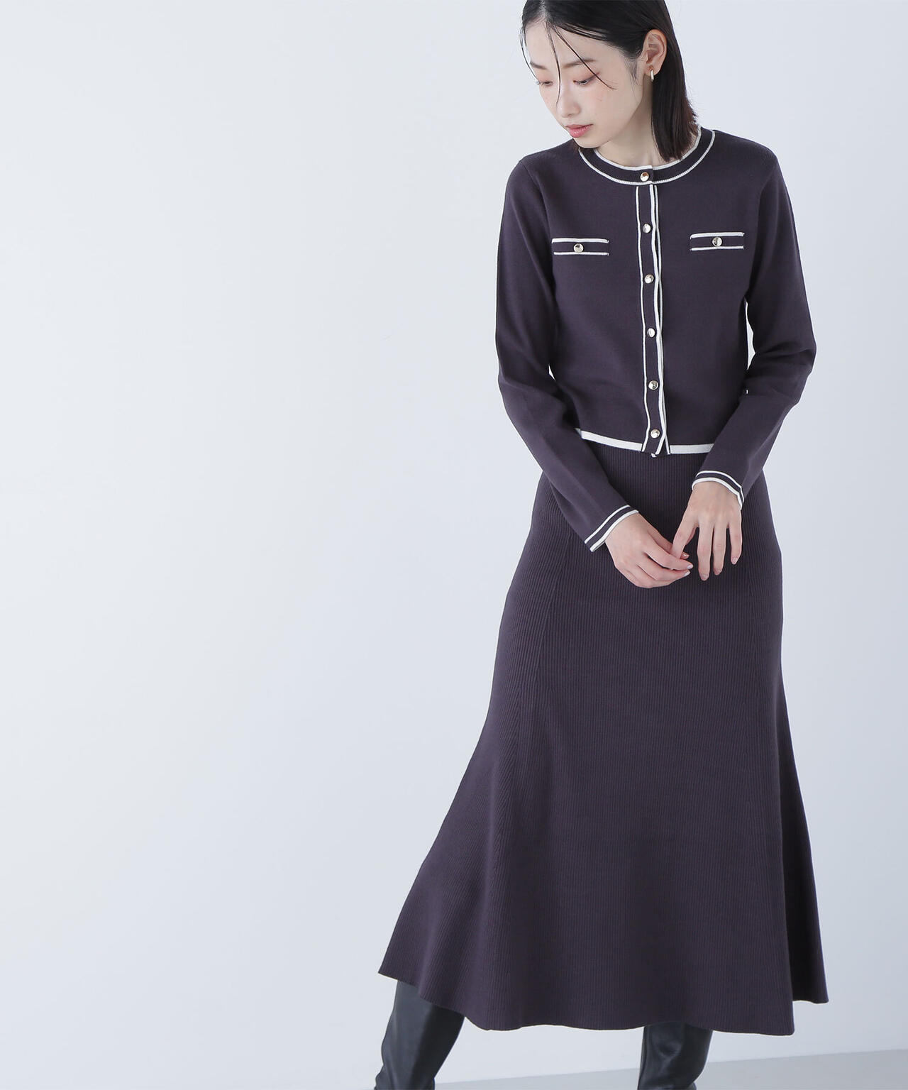 バイカラーニットカーデ＆スカート