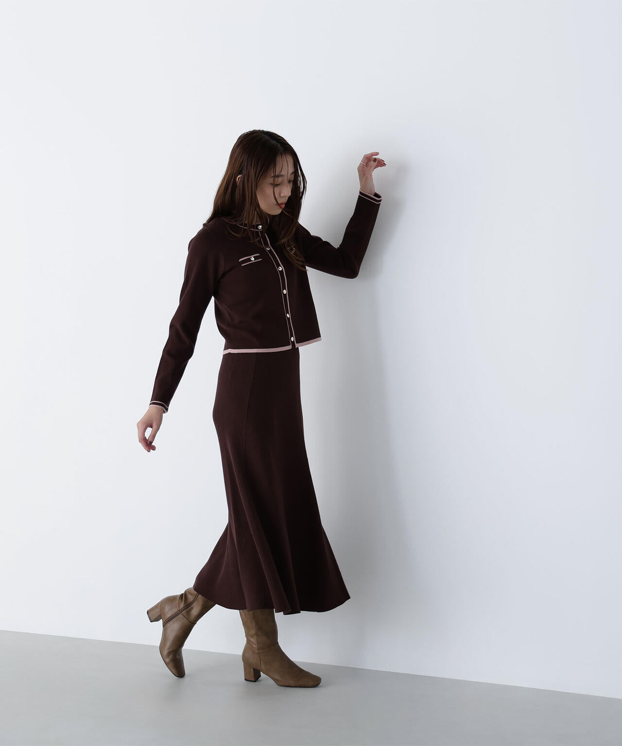 バイカラーニットカーデ＆スカート