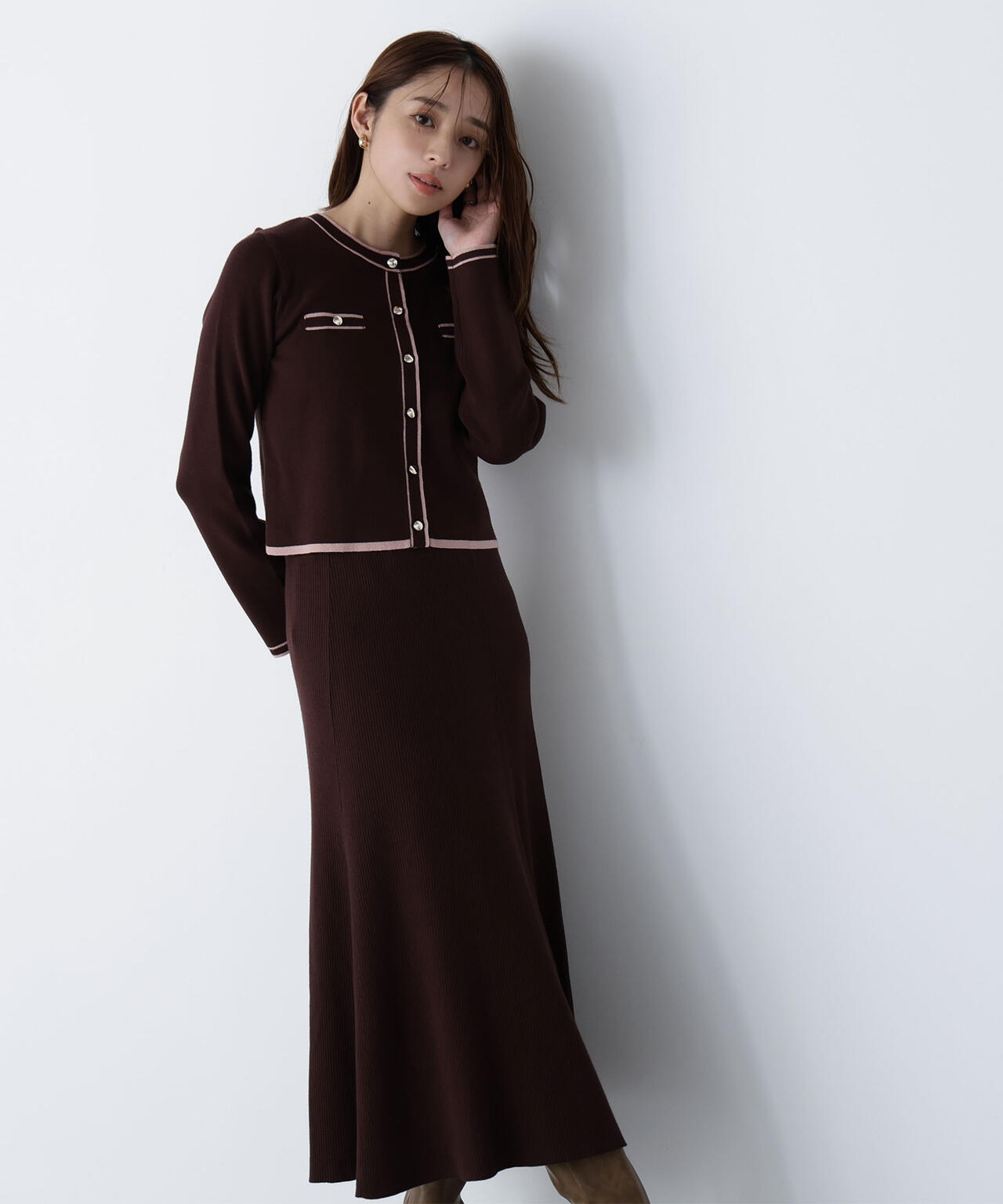 バイカラーニットカーデ＆スカート