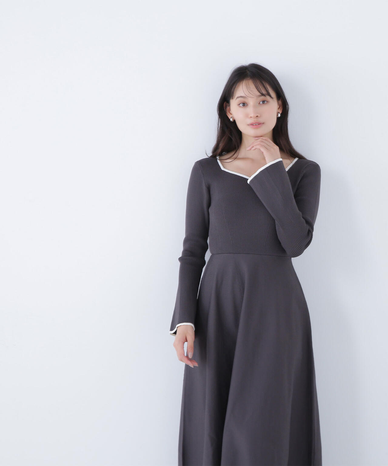 バイカラーハートネックニットワンピース